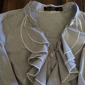 Beautiful button up shirtwith flare